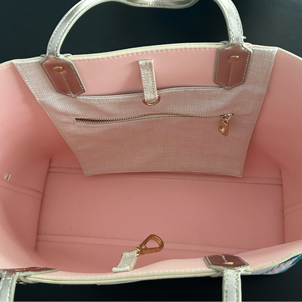Spartina 449 Tropical Cabana Leaf Pink Tote - Picture 4 of 6